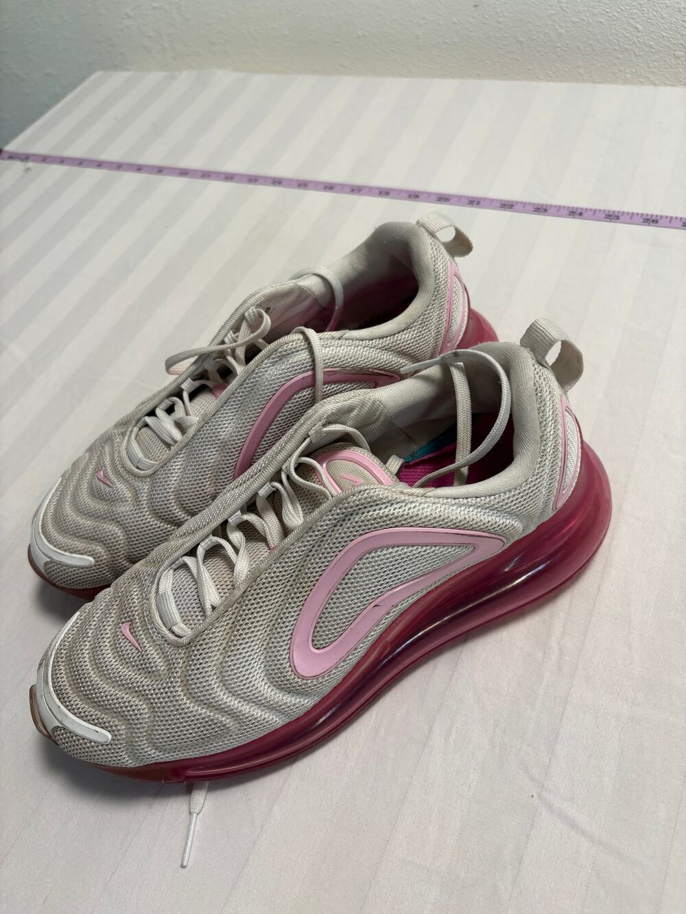Nike Air Max 720 Pink White Running Sneakers Women's Size 8.5